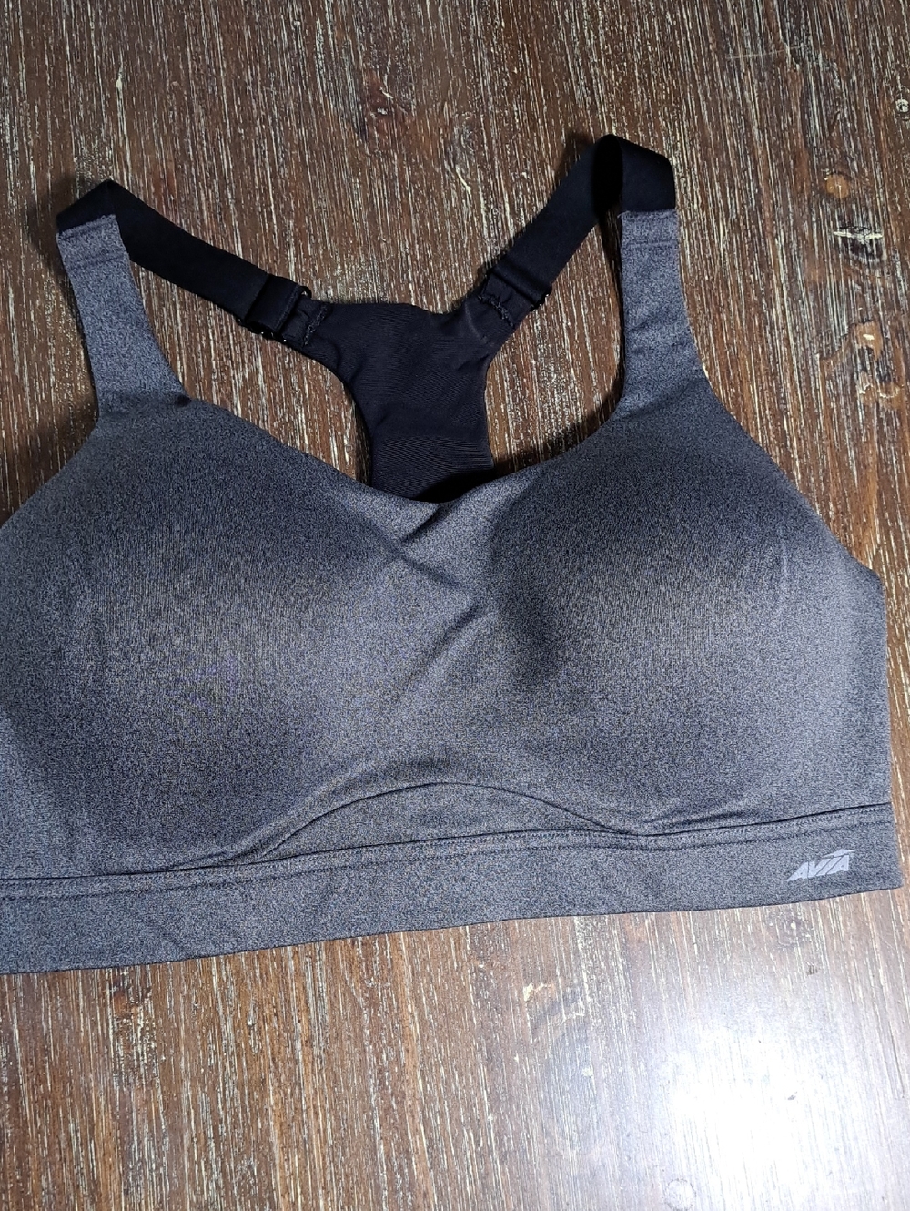 Avia Women’s Charcoal Gray Racerback Sports Bra Adjustable Black Straps 40 DD